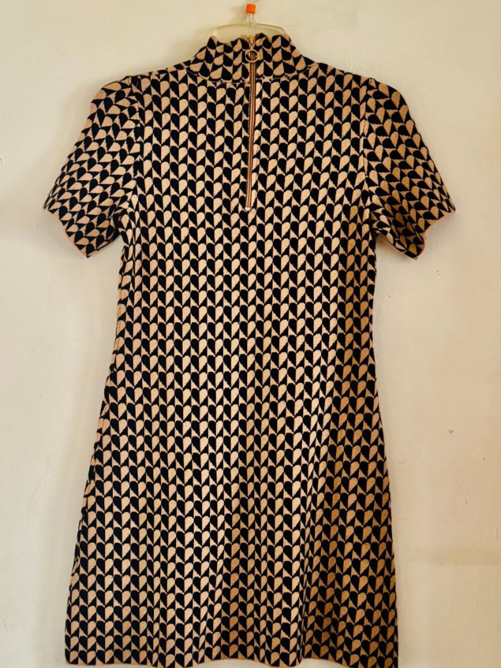 Mod meets mini in this chic little statement dress by Anthropologie - Picture 4 of 8